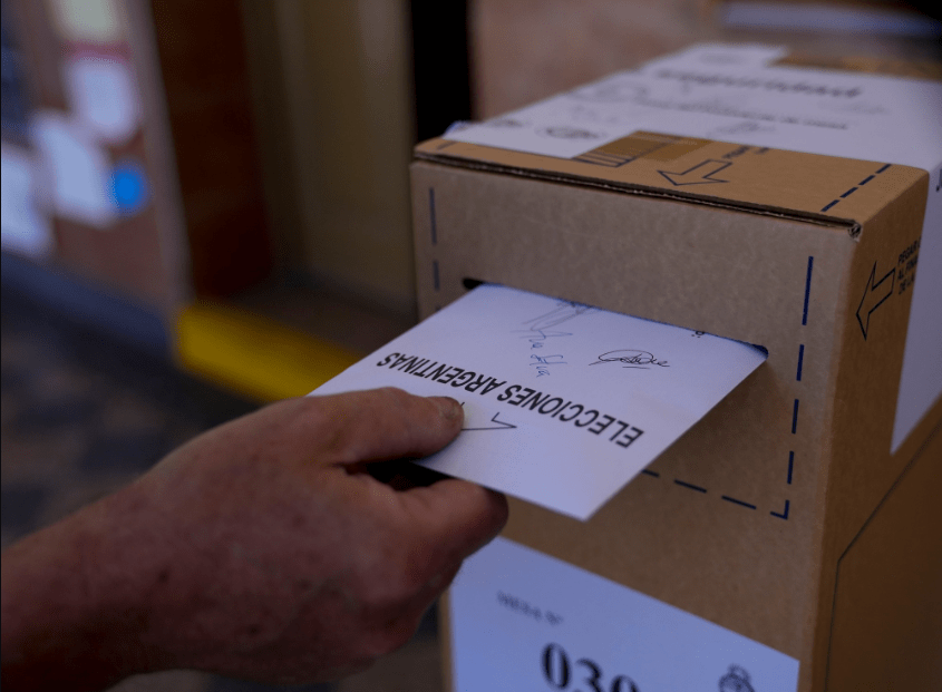 Según el PJ: el desdoblamiento electoral debilita la estrategia para enfrentar a&nbsp;Milei