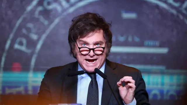 Elecciones 2025: una encuesta que divide esperanzas y temores en ambos&nbsp;frentes