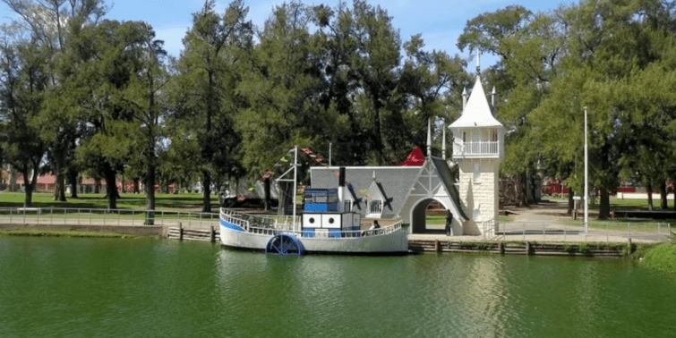 Cianobacterias en la República de los Niños de La&nbsp;Plata